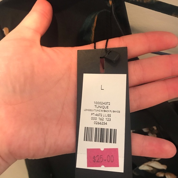 Black Dynamite Blouse - Picture 5 of 5